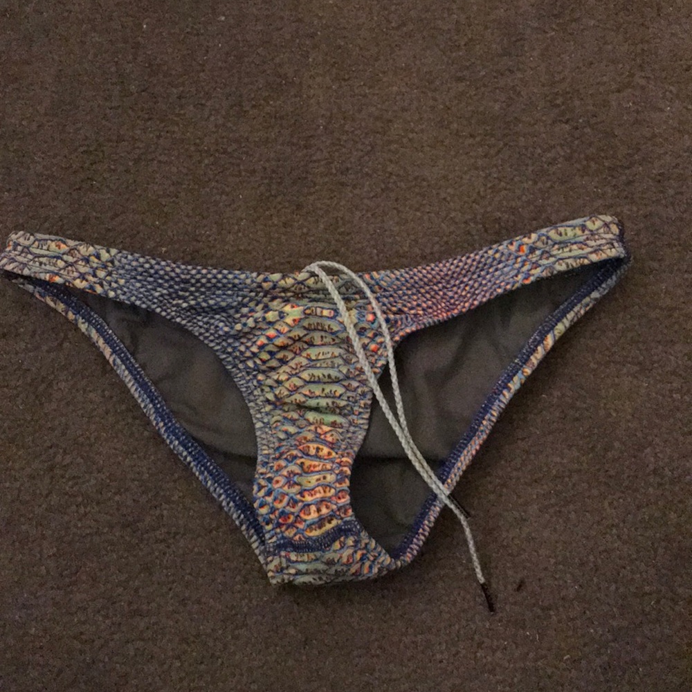 Jolyn Patterned Bottom
